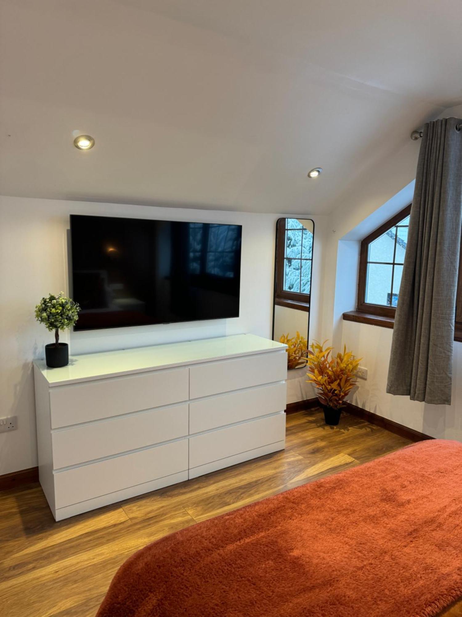 1 Sheraton Apartments Fort William Eksteriør billede